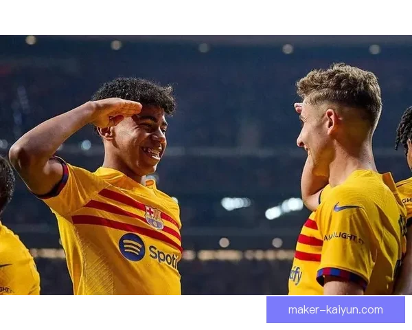 莱万多夫斯基出场数突破500场 迎来职业生涯新里程碑，状态回暖引领球队再创新高